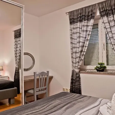 Fuer 8 Personen Ca 110 M In Sikici, Istrien Und Umgebung Apartment *